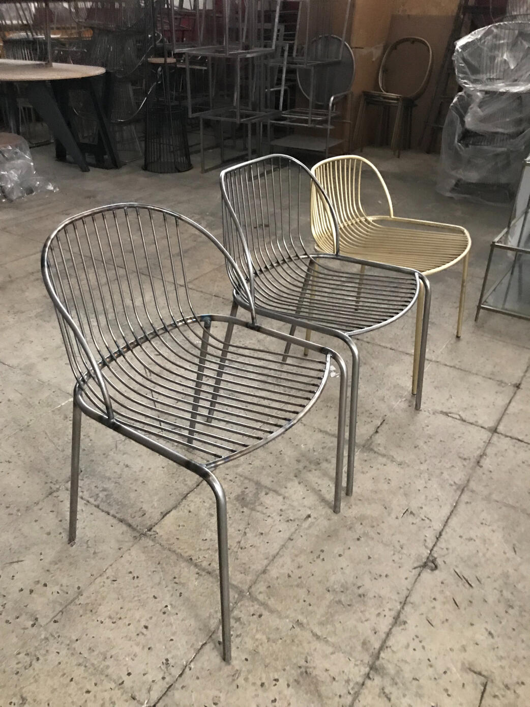 Steel wire chair form exploration